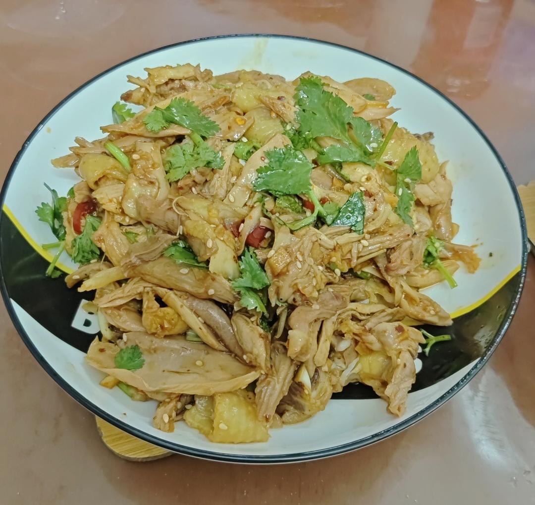 手撕鸡腿🦵