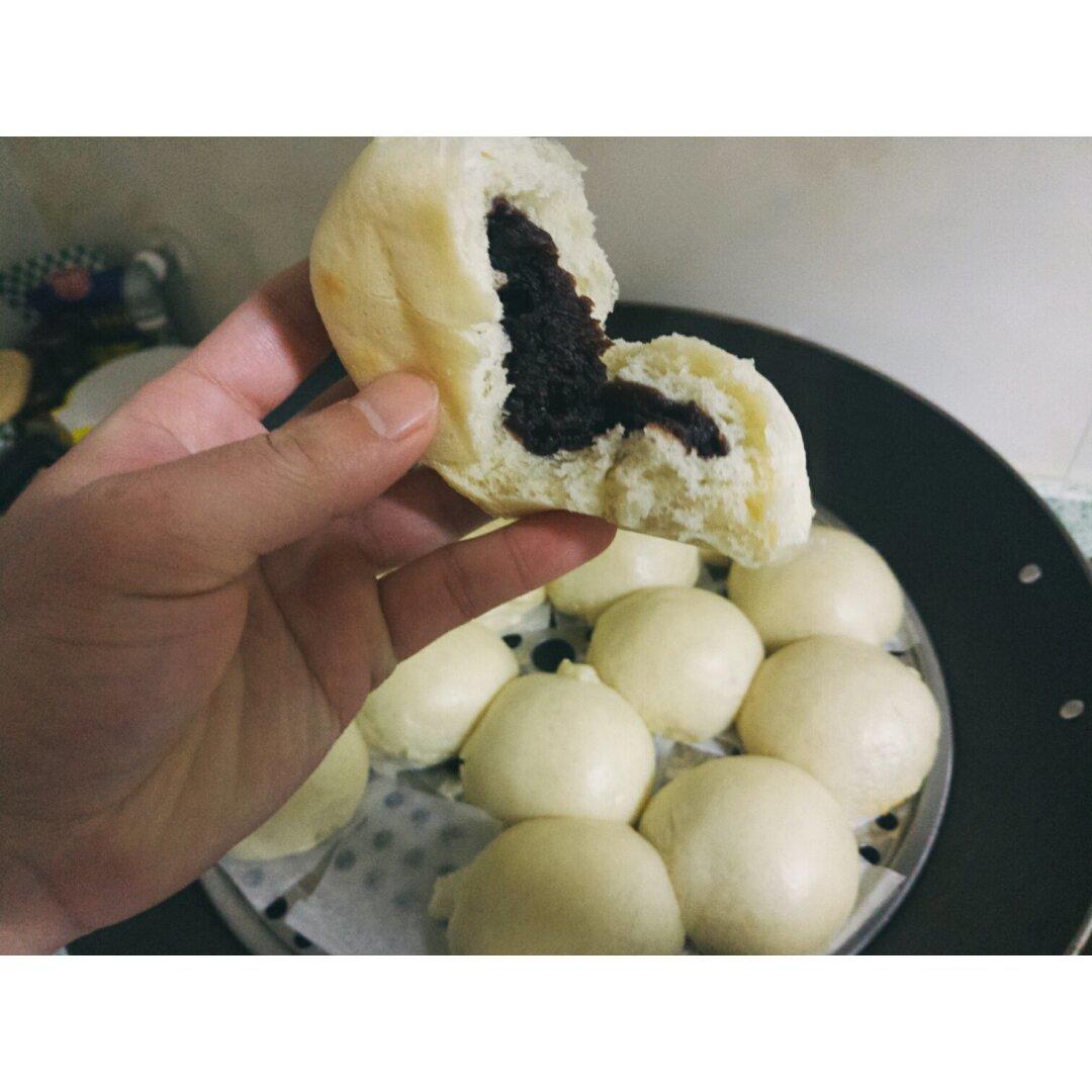 豆沙包