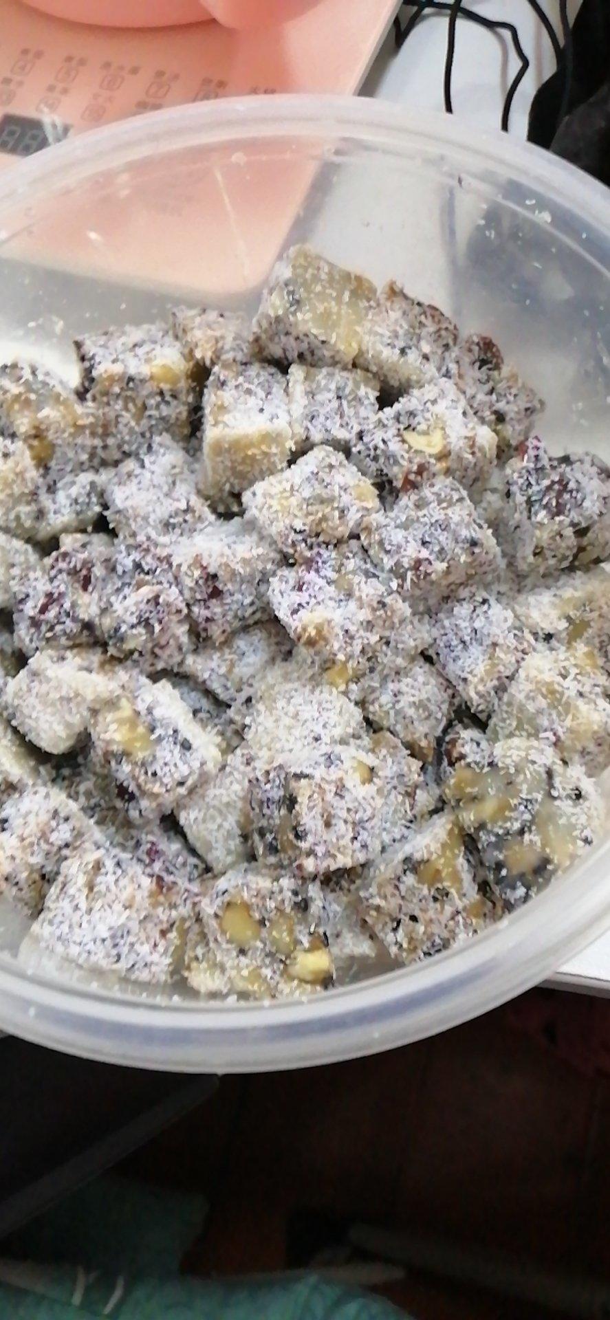 红枣核桃糯米糕