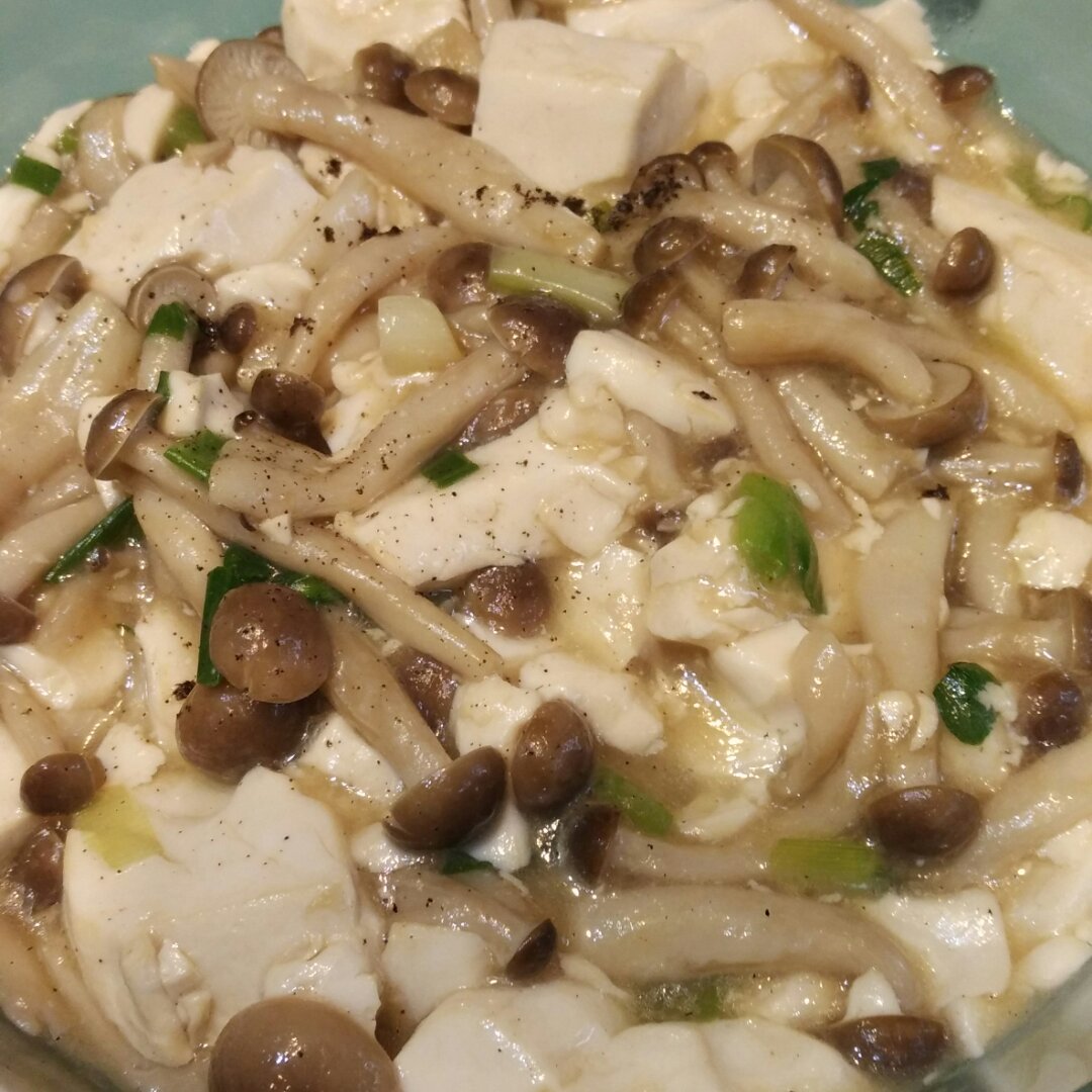 蘑菇烩豆腐
