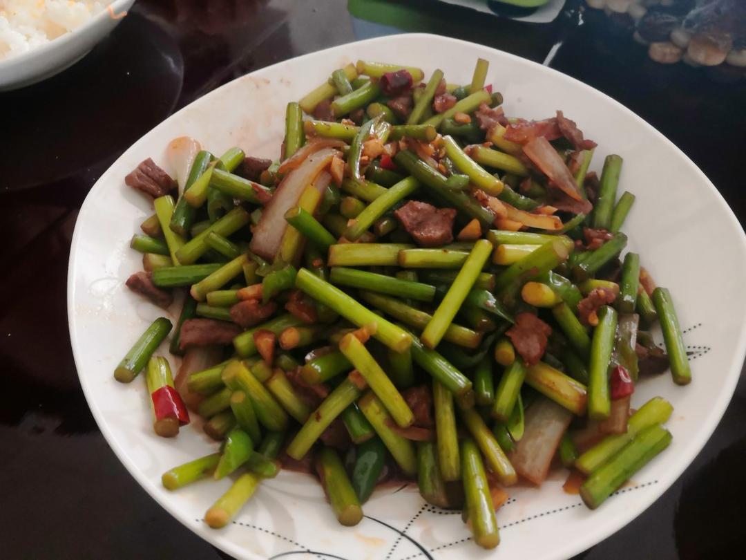 蒜薹炒肉