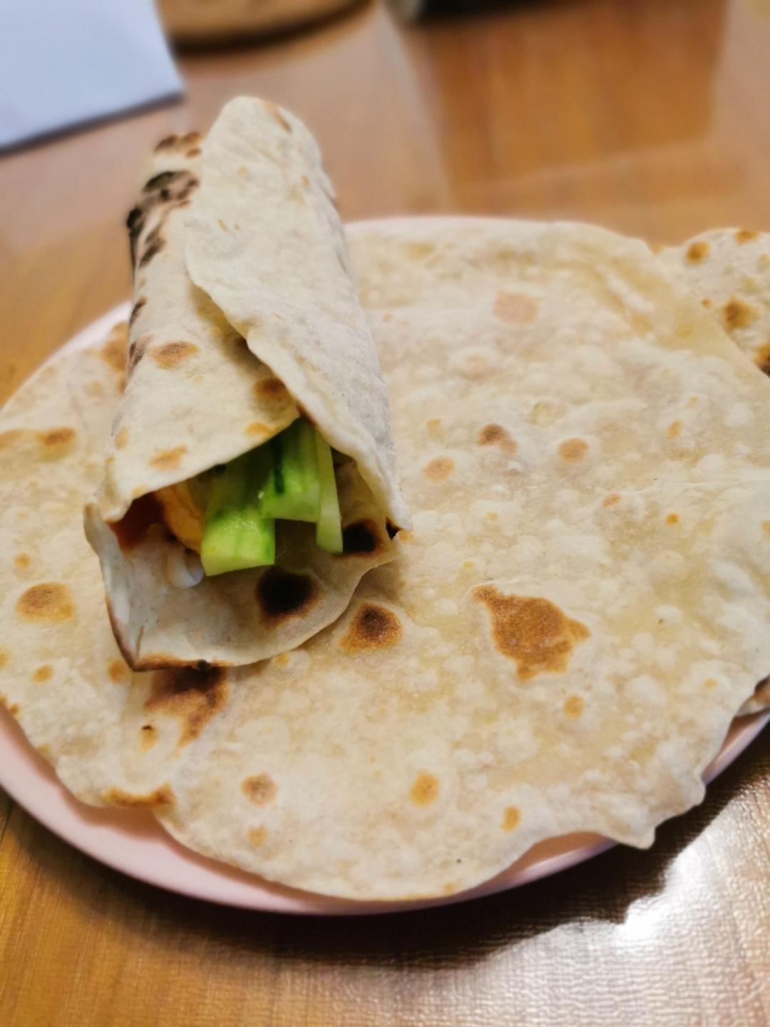 【健身减脂】全麦牛奶无油无糖卷饼皮春饼不发硬有嚼劲墨西哥鸡肉卷卷饼皮烫面法烙饼星巴克星爸爸牛肉卷麦西恩