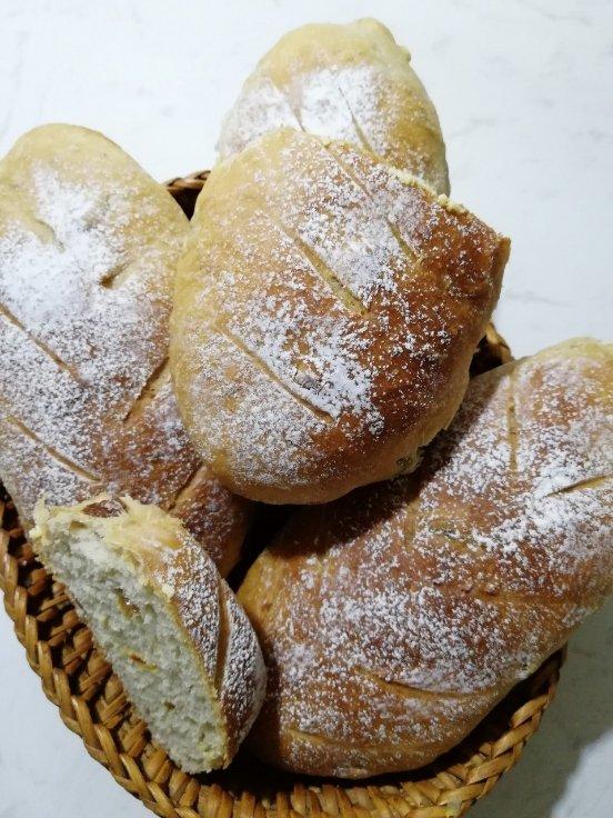 全麦核桃红枣软欧