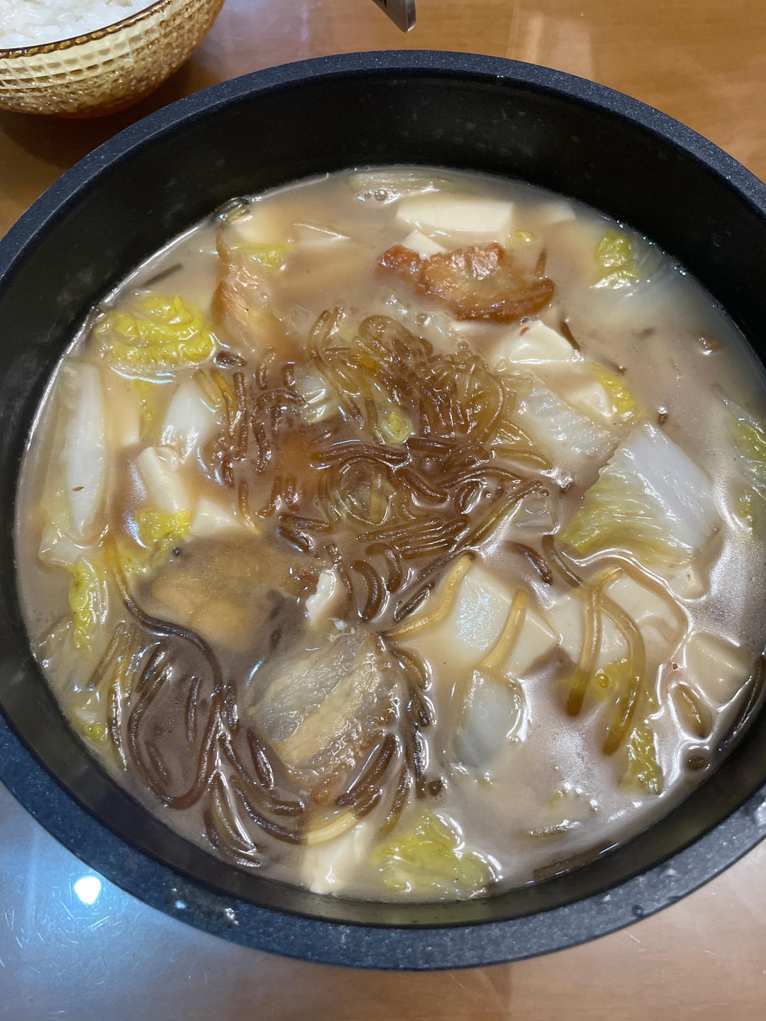 大白菜豆腐炖五花肉