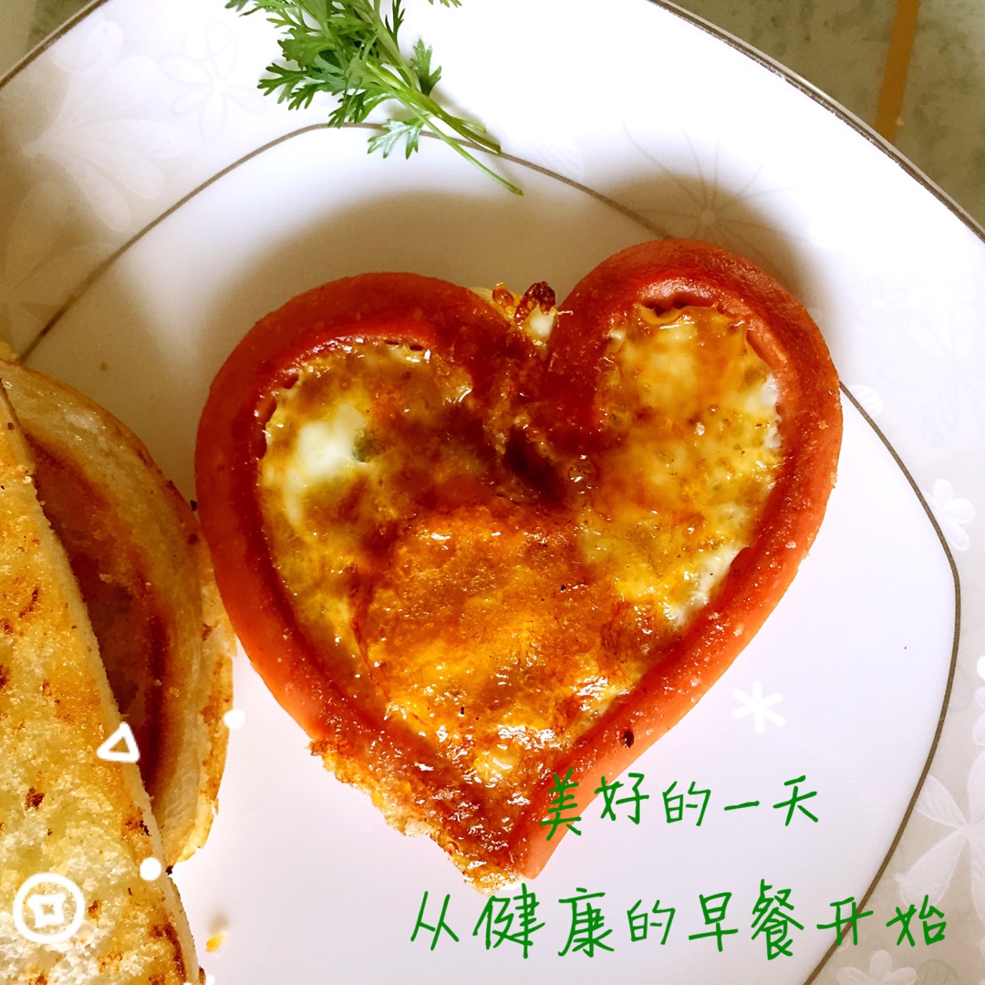 心形香肠荷包蛋