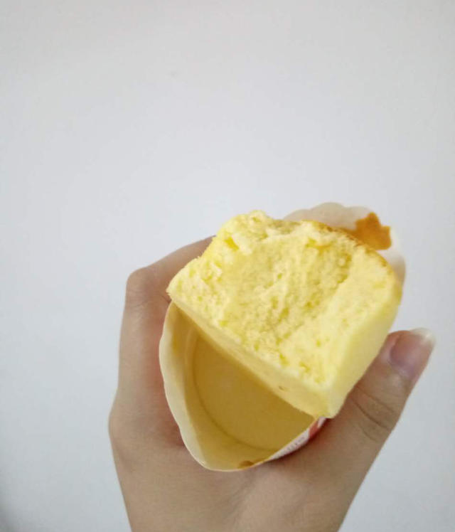 原味戚风纸杯蛋糕（烤箱做纸杯蛋糕）