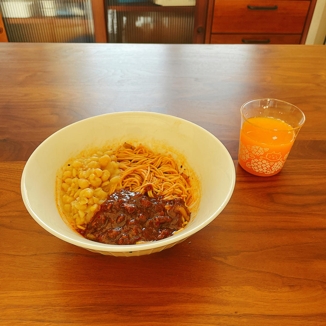 一人午食
