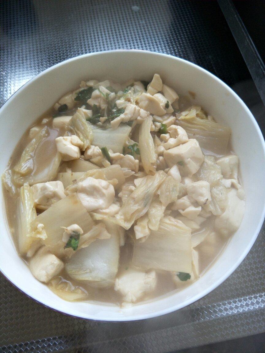 冬季家常菜：白菜炖豆腐