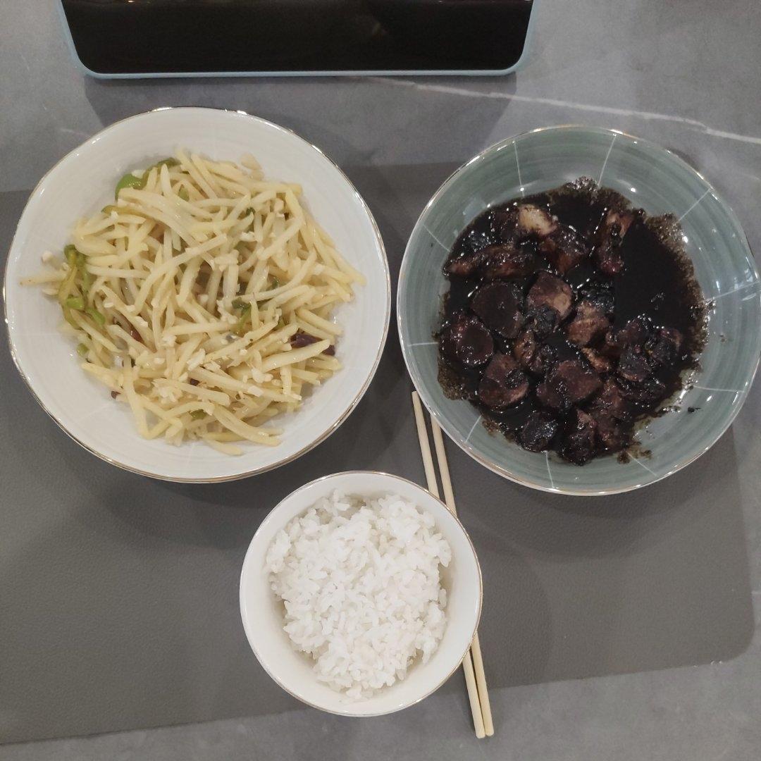 【女儿连干两碗饭】超级简单的家庭版不用烤箱的叉烧也可以用电饭煲零难度下饭神器