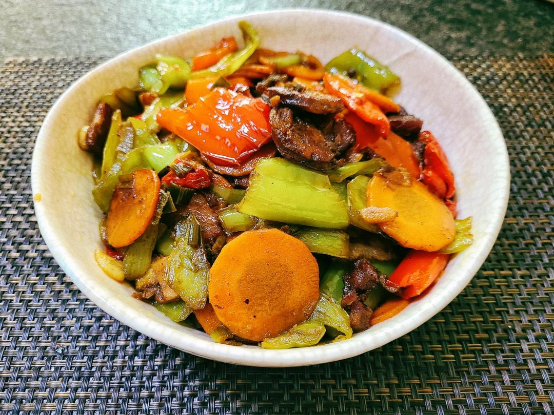 青椒腊肉