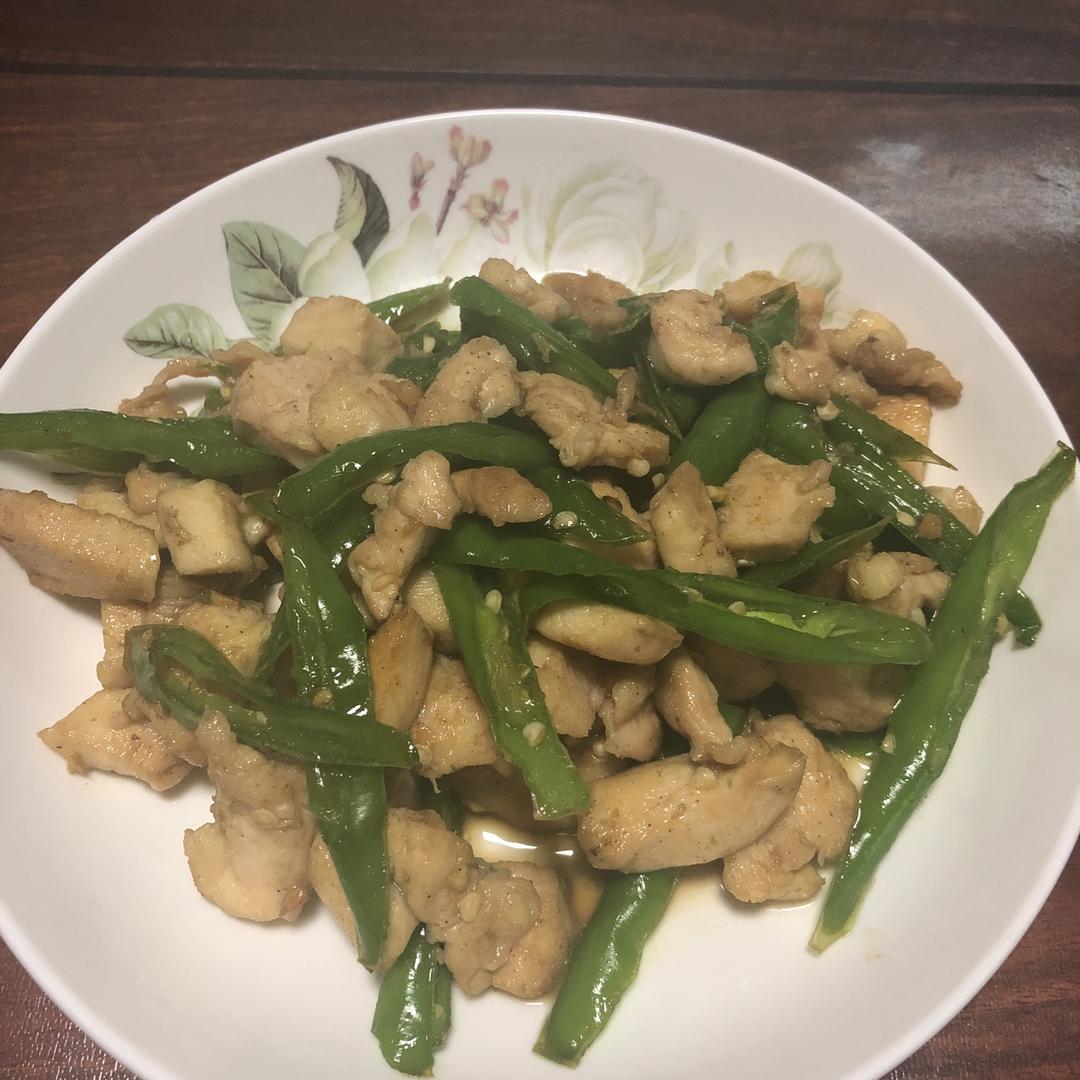 青椒炒鸡胸肉粒/鸡肉粒