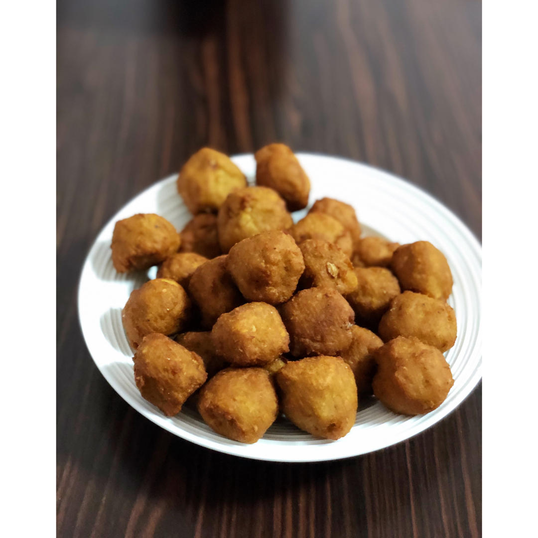 炸猪肉萝卜丸子