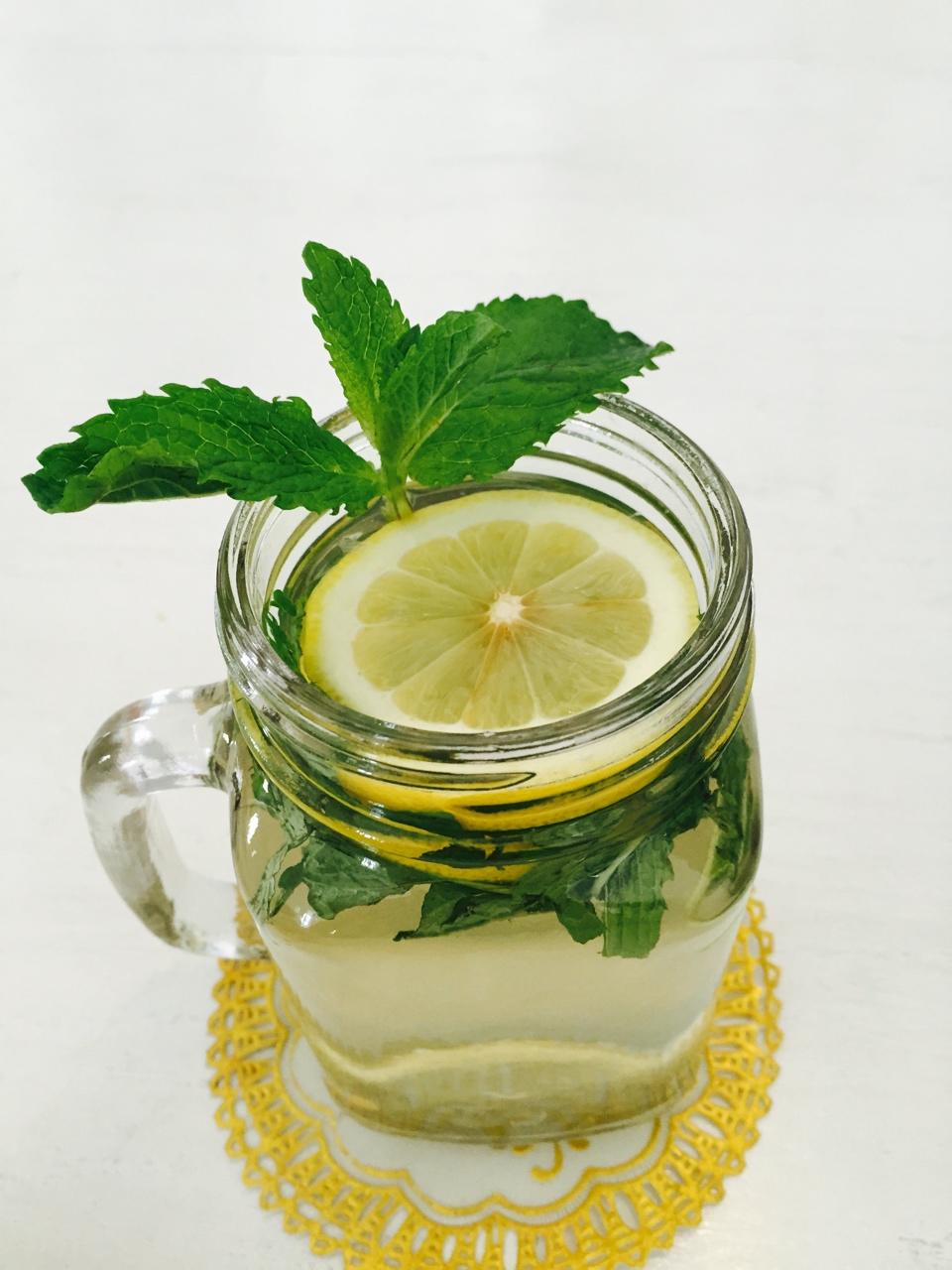 米_i0gk做的柠檬薄荷茶