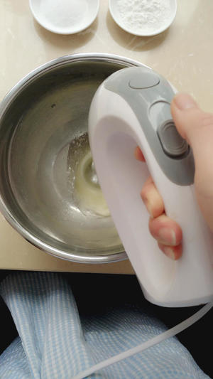 这是一个酸奶溶豆的学习分享小记的做法 步骤9