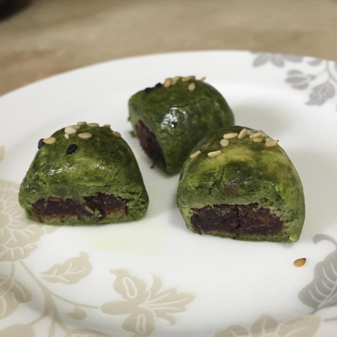 一口豆沙酥