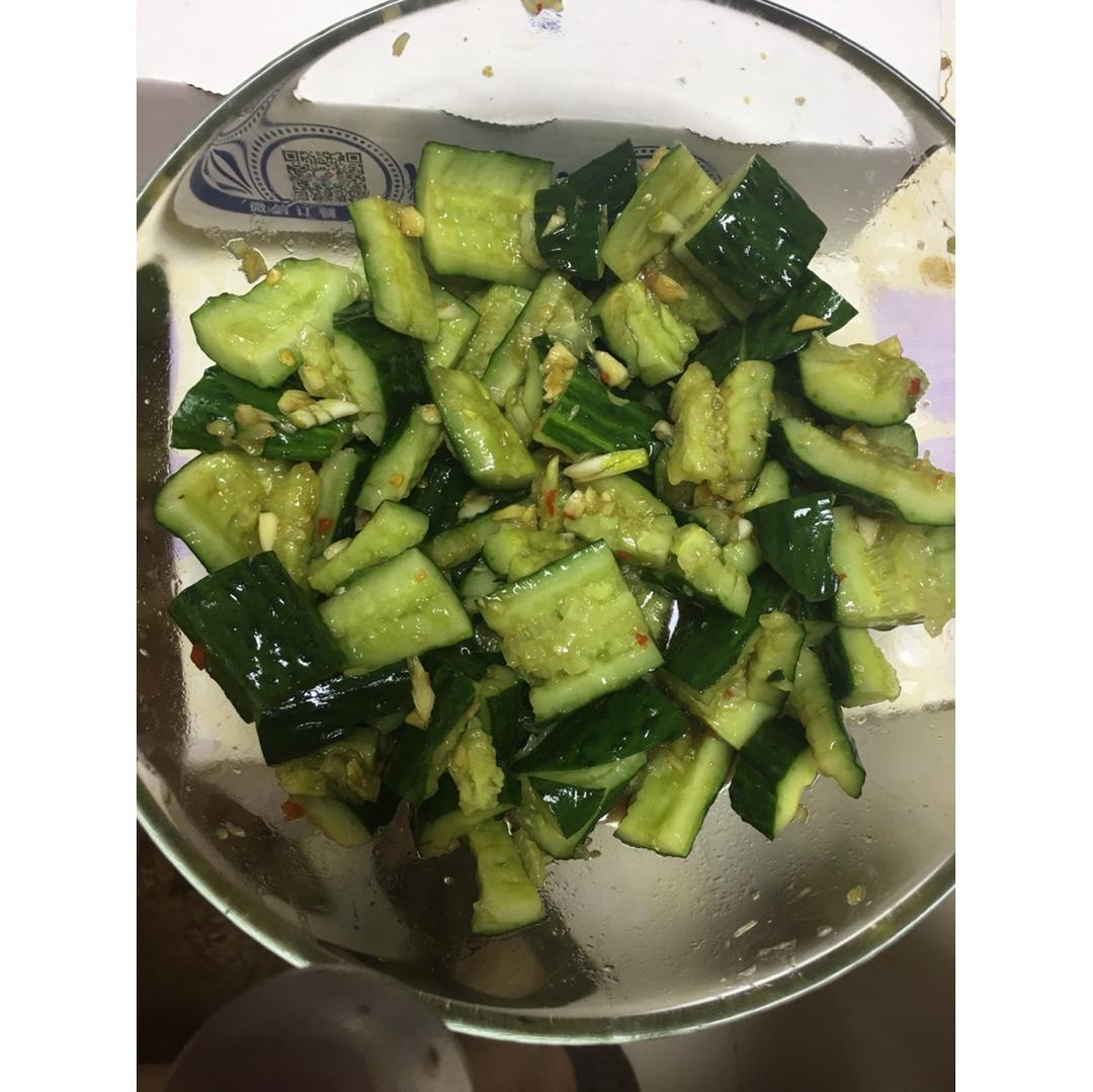 国民凉菜——拍黄瓜