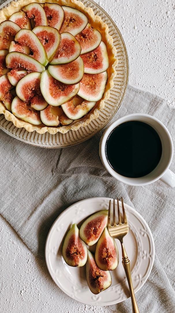 无花果凤梨乳酪塔