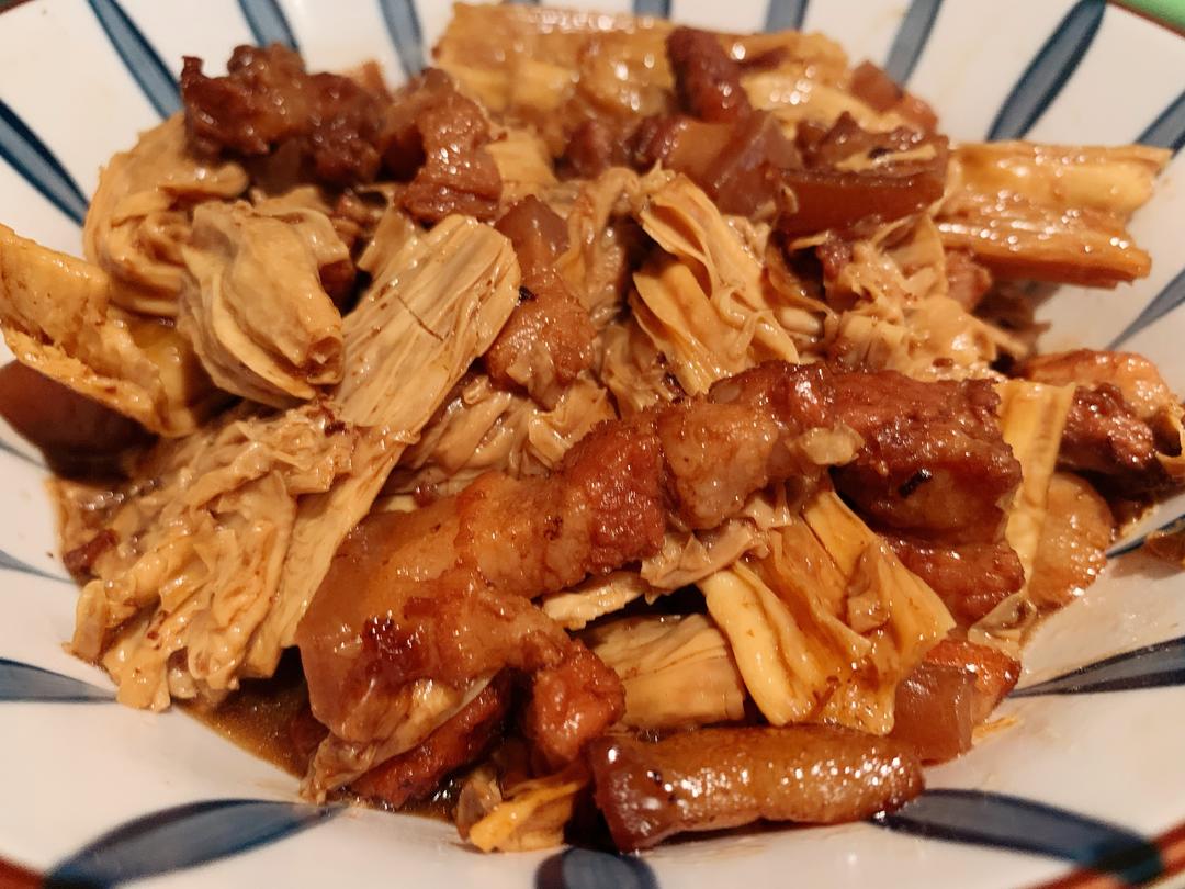 绝对经典美味的红烧大法之五花肉烧腐竹的做法
