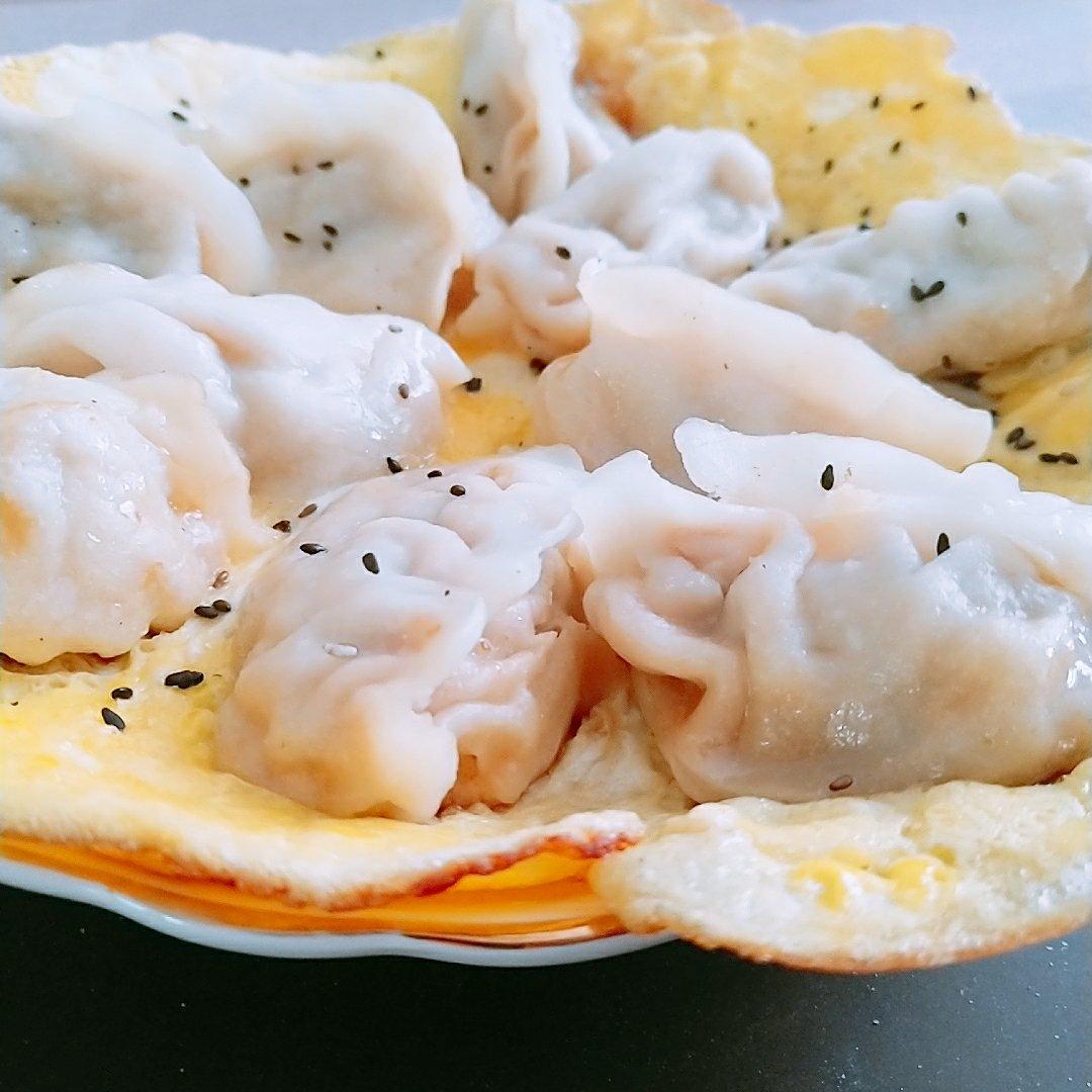 抱蛋煎馄饨