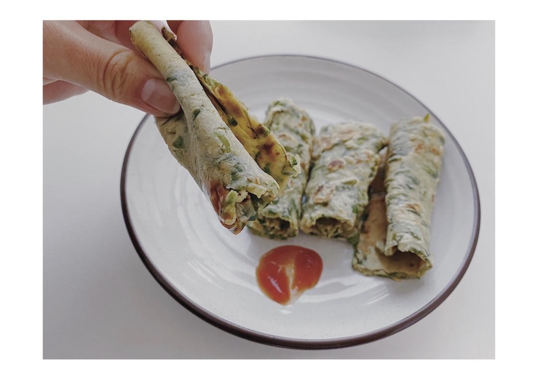 香椿鸡蛋煎饼