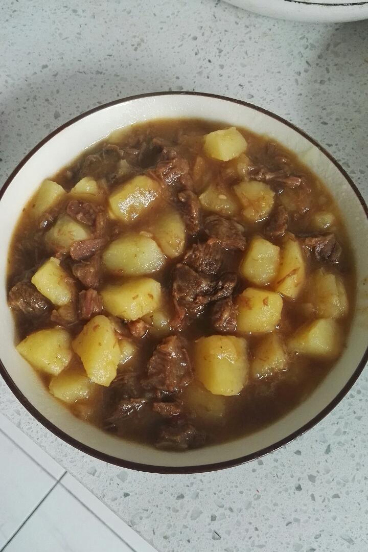 土豆炖牛肉
