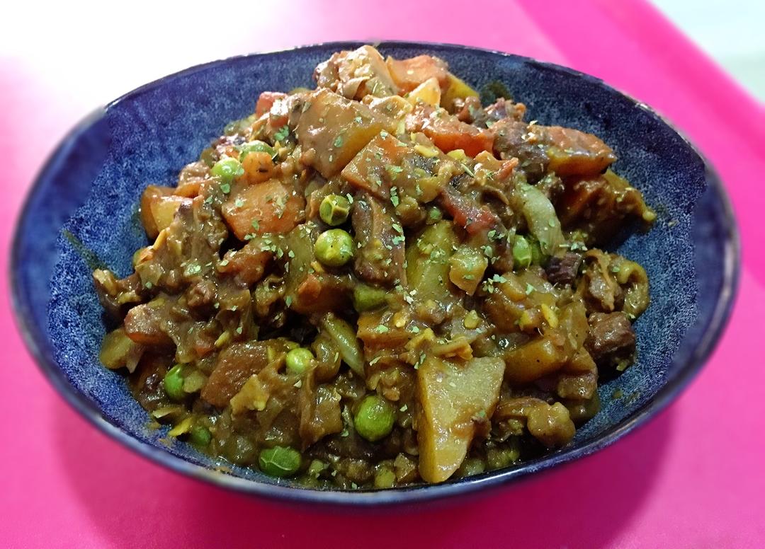日式咖喱土豆牛腩
