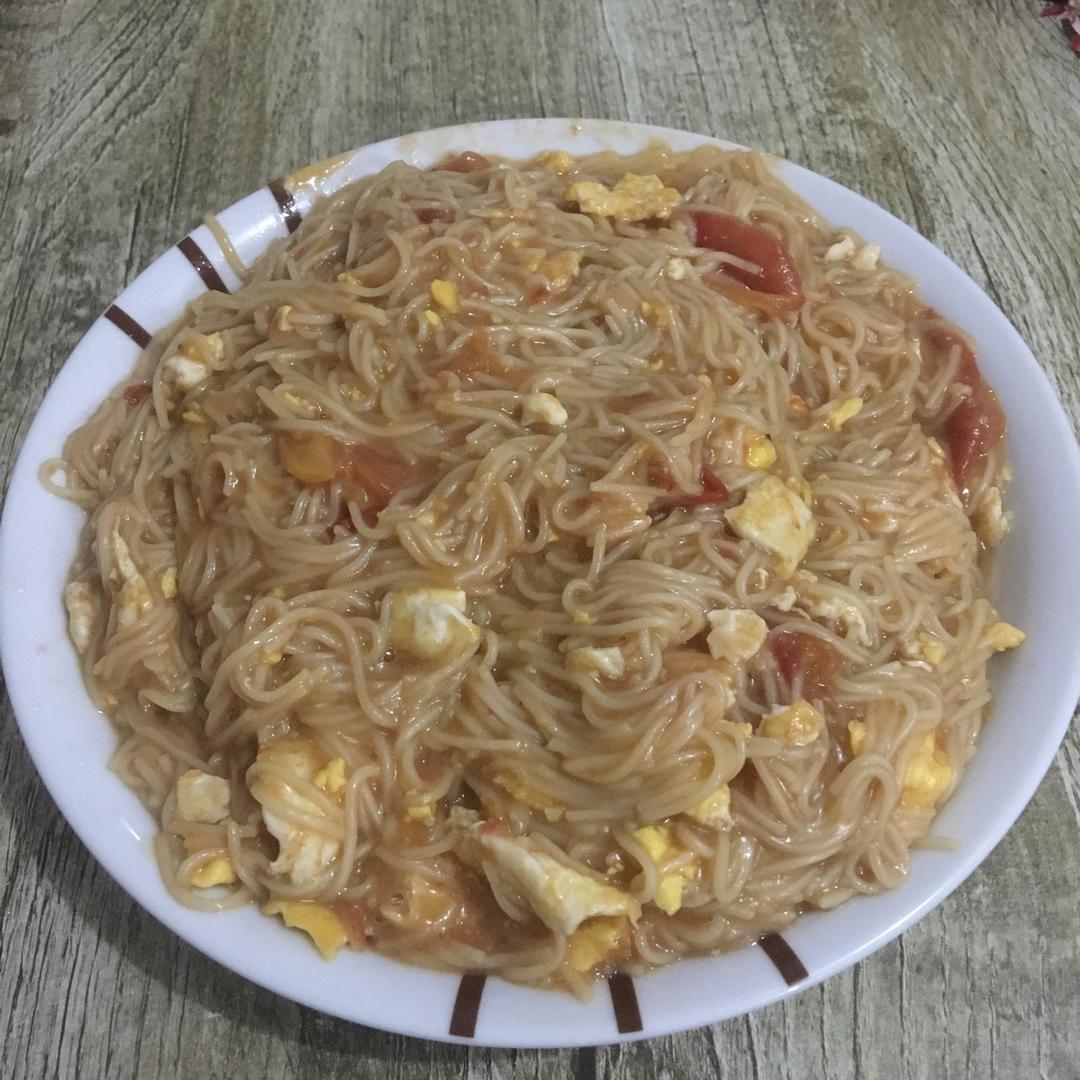 懒人必备 鸡蛋西红柿炒面条
