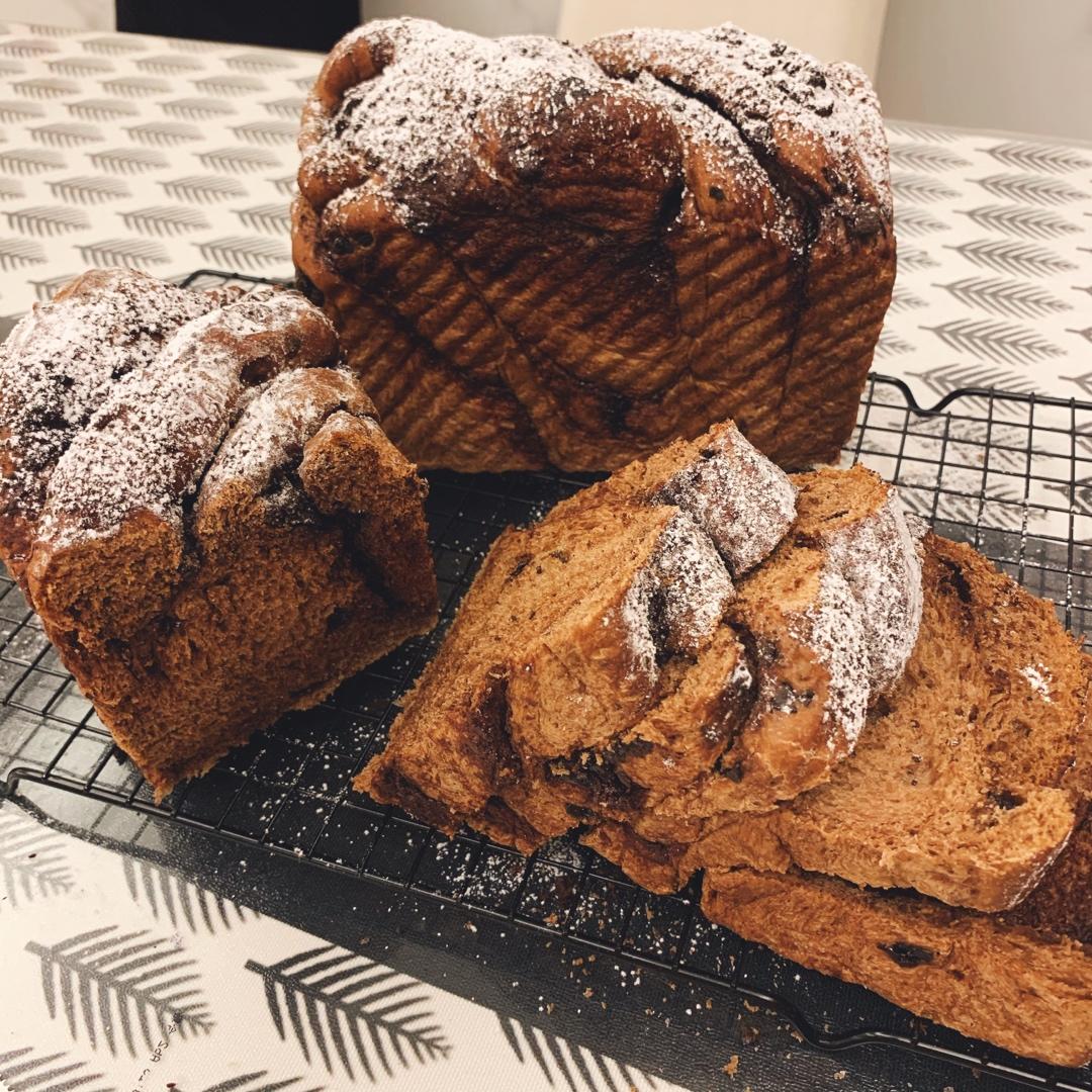 雪山巧克力吐司（巧克力奥利奥吐司面包）