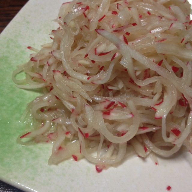 腌拌红衣小水萝卜