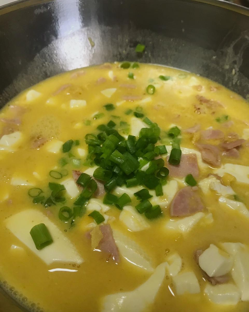 咸蛋烧豆腐～～孩子爱吃的下饭菜！