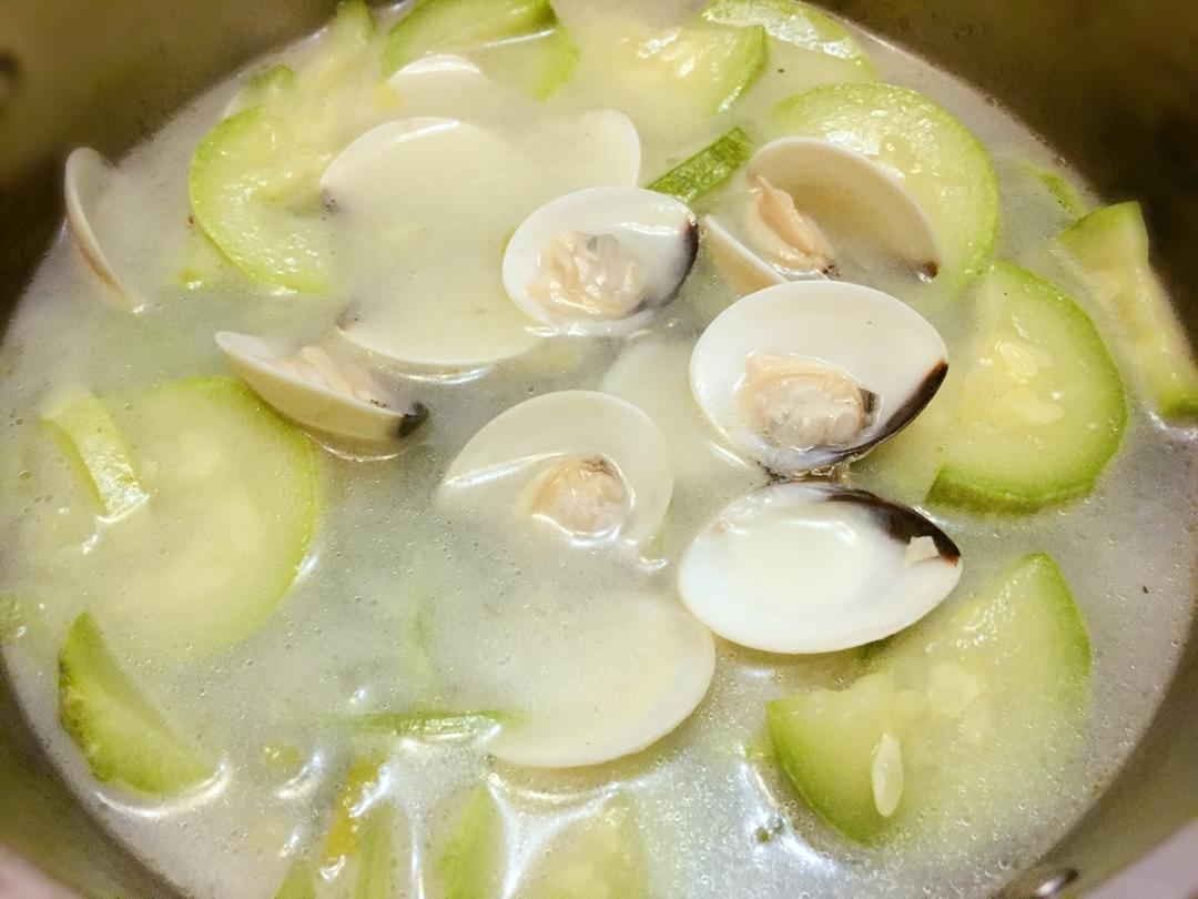 uu超腻害做的丝瓜白贝汤