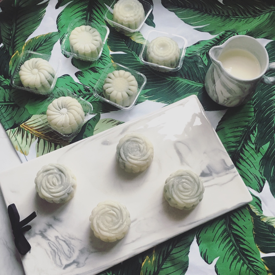 《Tinrry下午茶》冰皮月饼（奶黄馅）