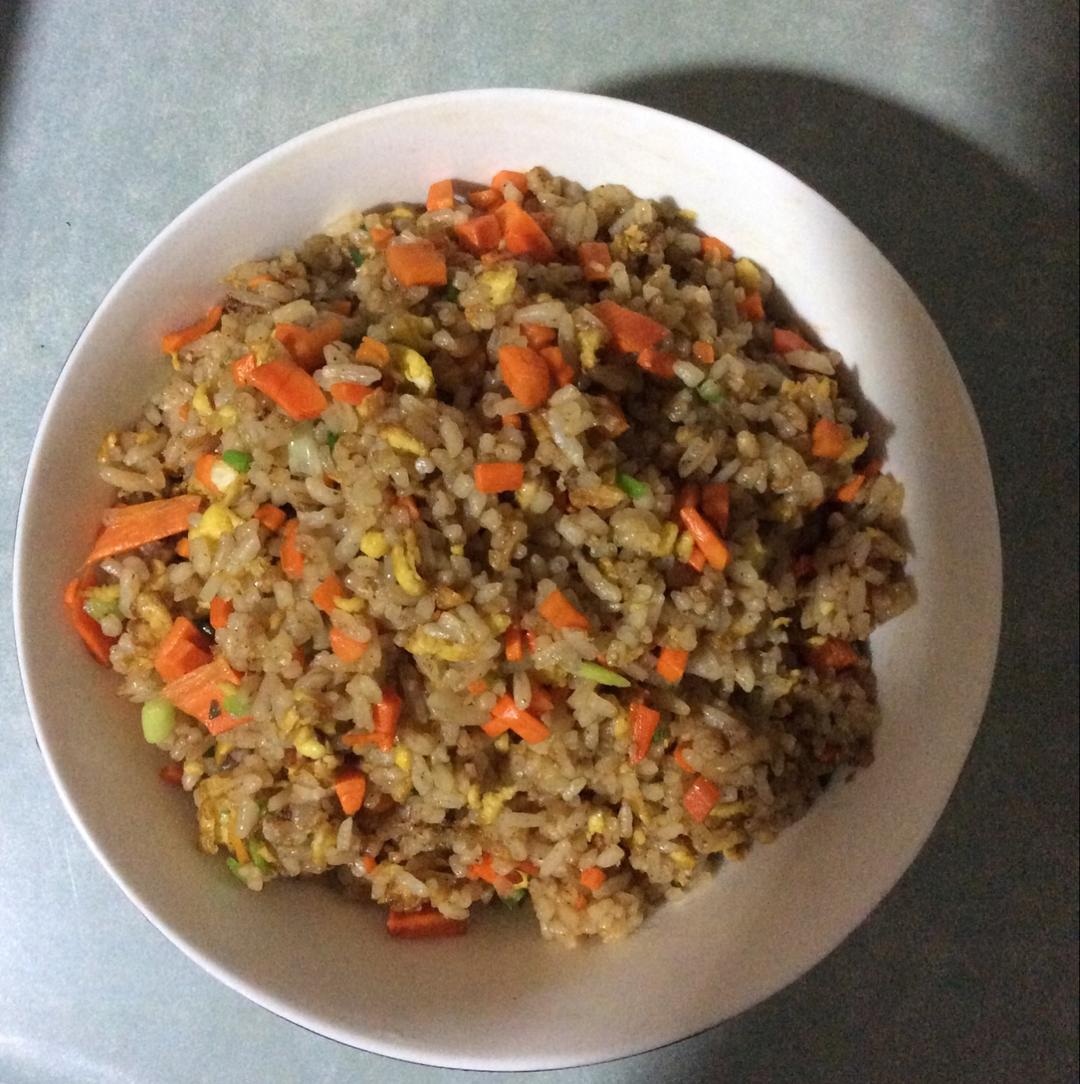 小时候的酱油炒饭