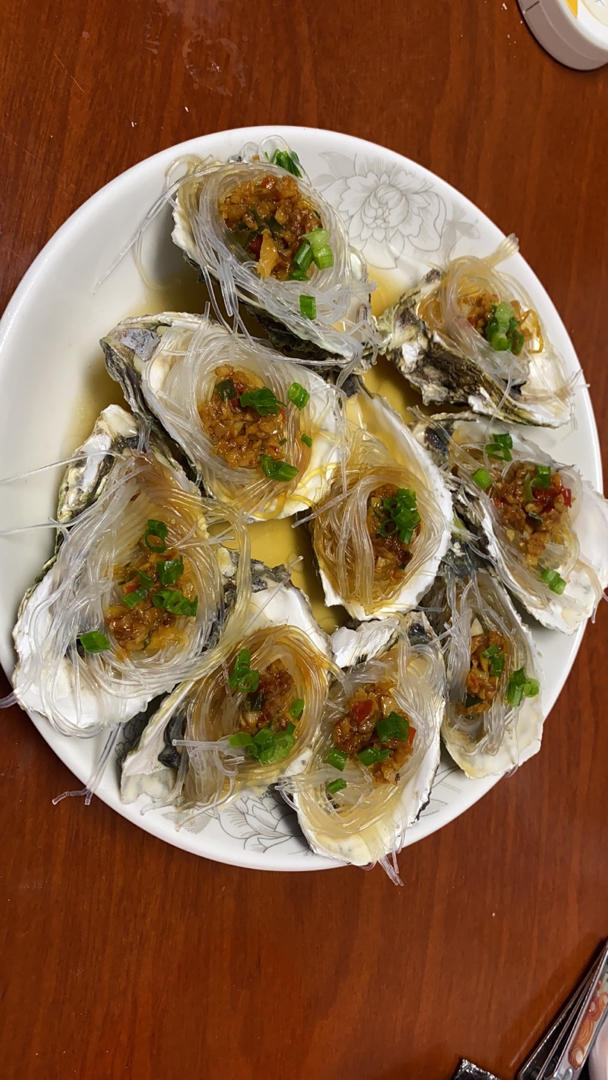 蒜蓉粉丝蒸生蚝