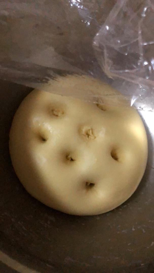 普通面粉做的柔软小餐包