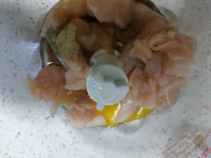 超级祛湿减肥冬瓜薏米丸子汤的做法 步骤11