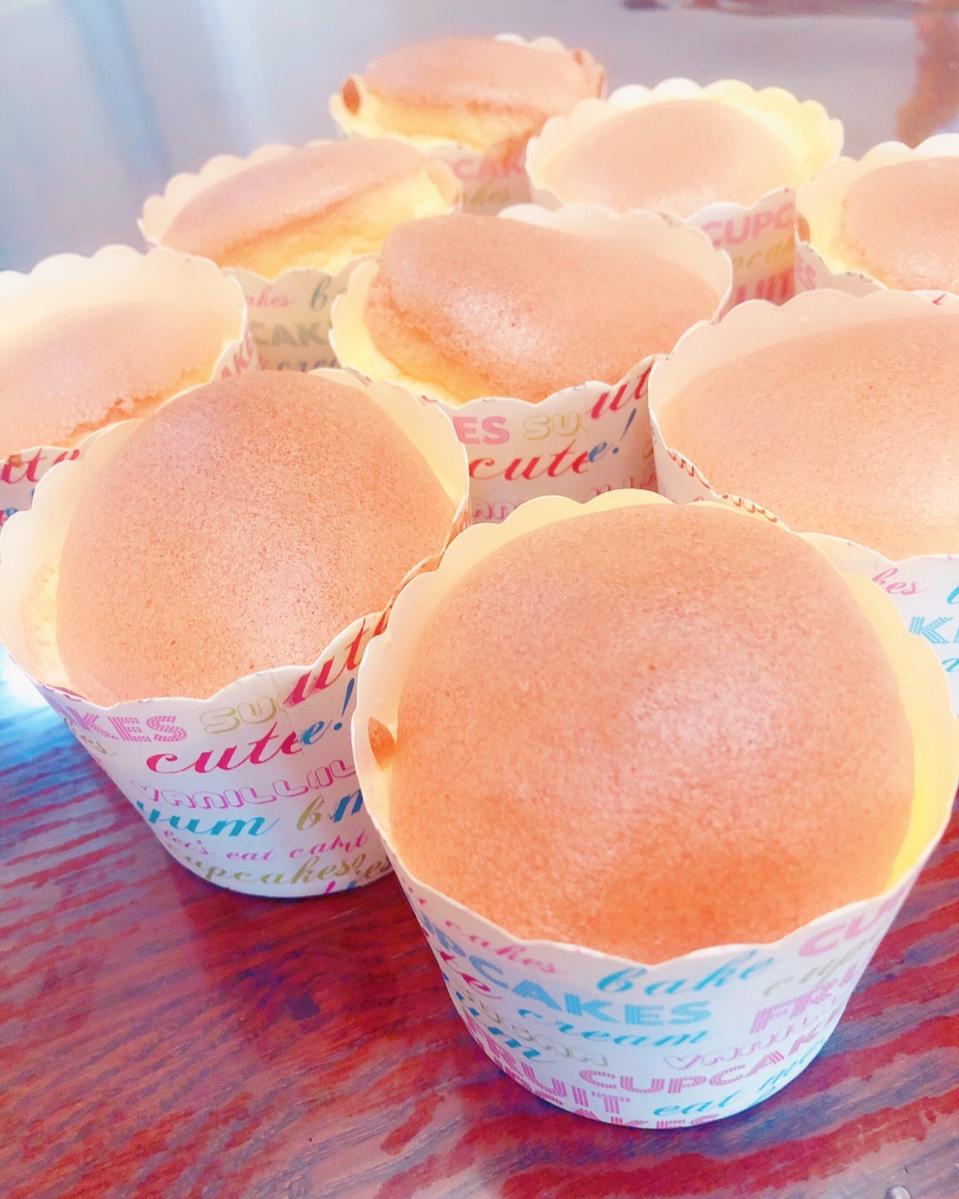 烤箱做蛋糕（戚风蛋糕的做法）