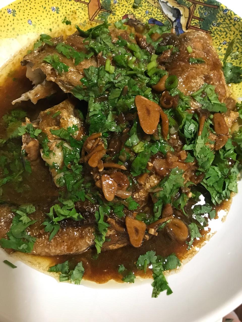 红烧黄鱼—鱼皮不破的小窍门