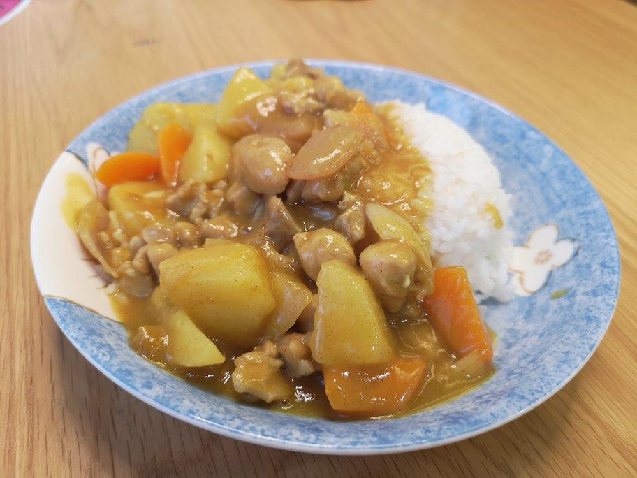 咖喱鸡肉饭