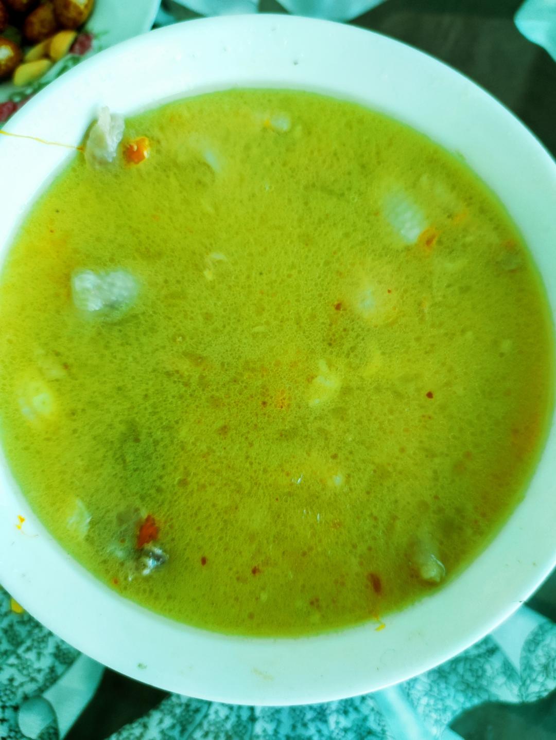 家庭版花胶鸡汤