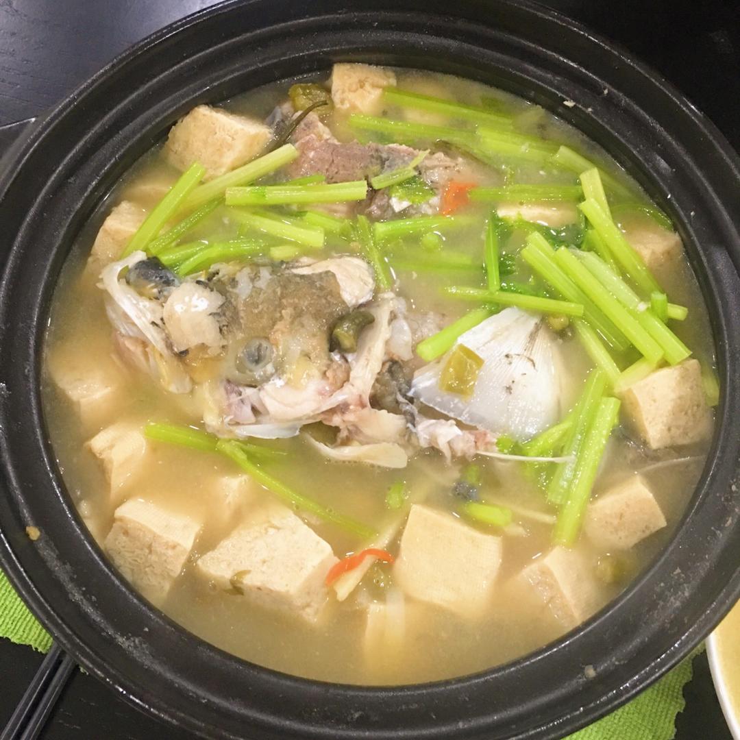 泡椒煮鱼头冻豆腐