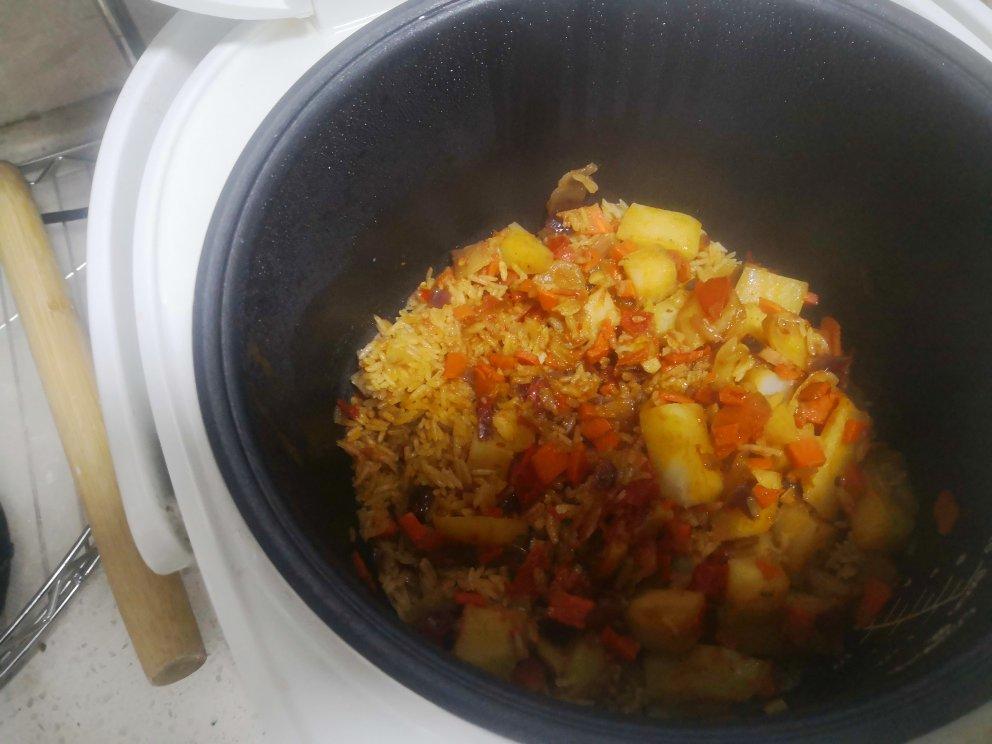 土豆焖饭（电饭锅版）