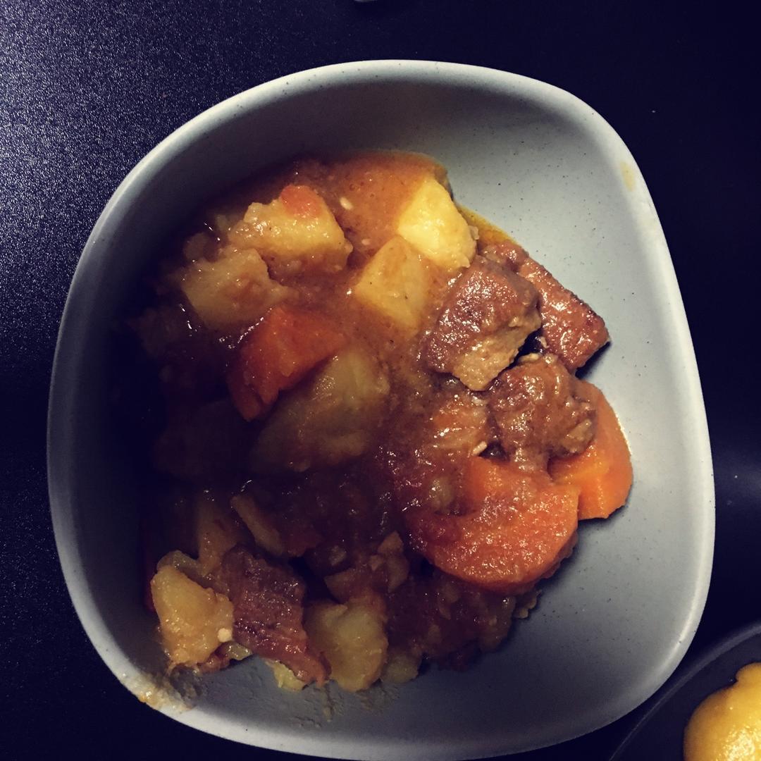 番茄土豆炖牛腩