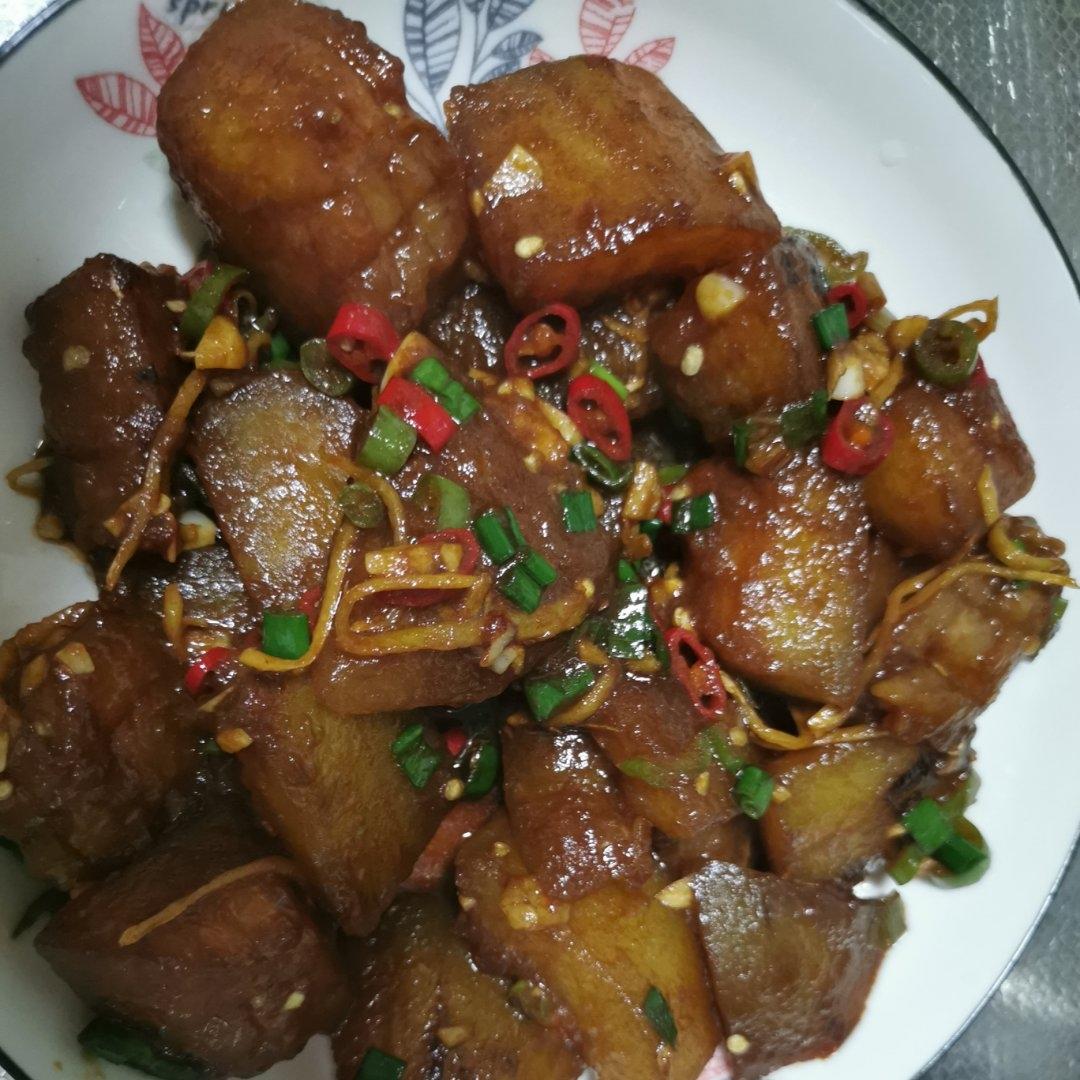 红烧冬瓜最完美做法，不加一滴水，瞬间秒杀红烧肉