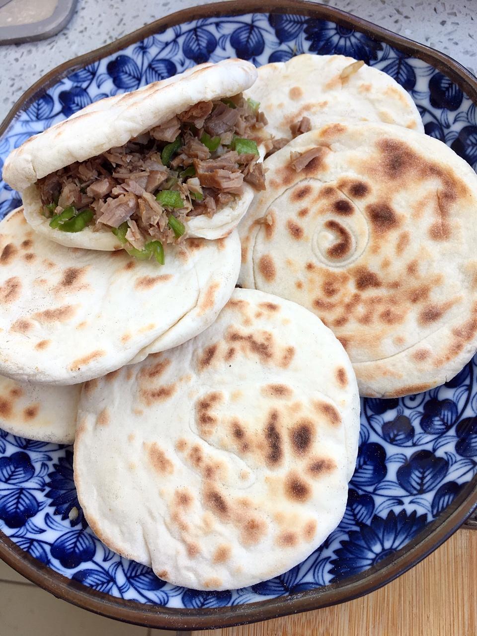 腊汁白吉馍