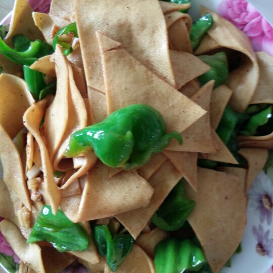 尖椒炒干豆腐