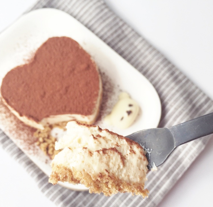 百利甜冻芝士蛋糕