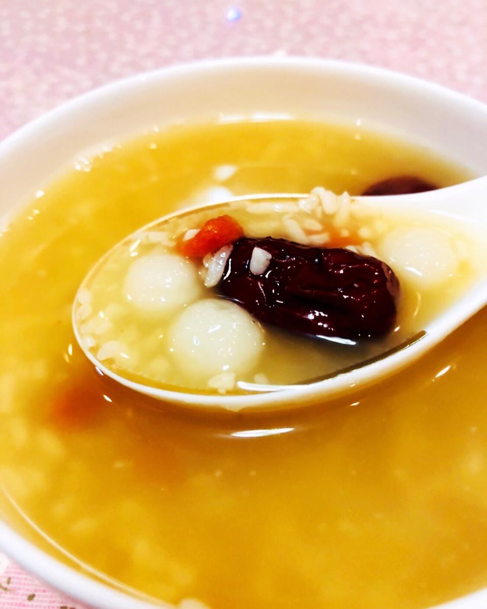 吃货皮皮妈做的醪糟粉子