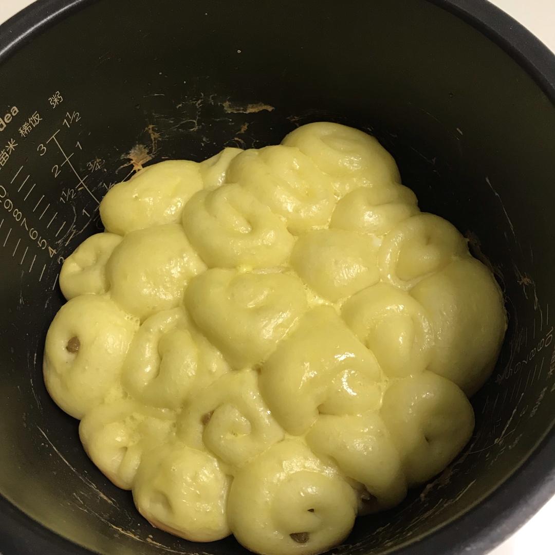 蜂蜜小面包、用电饭锅蒸出来的美食