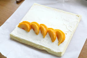 黄桃蛋糕卷（小四卷）的做法 步骤12